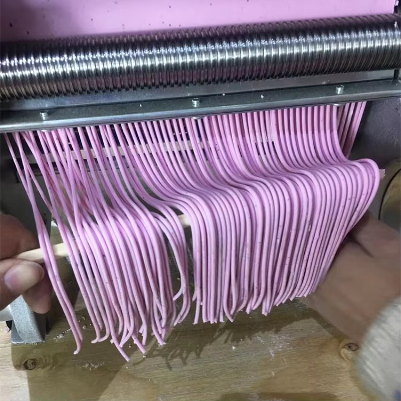 Machine à nouilles électrique  - Pasta Machine Electric avis et prix